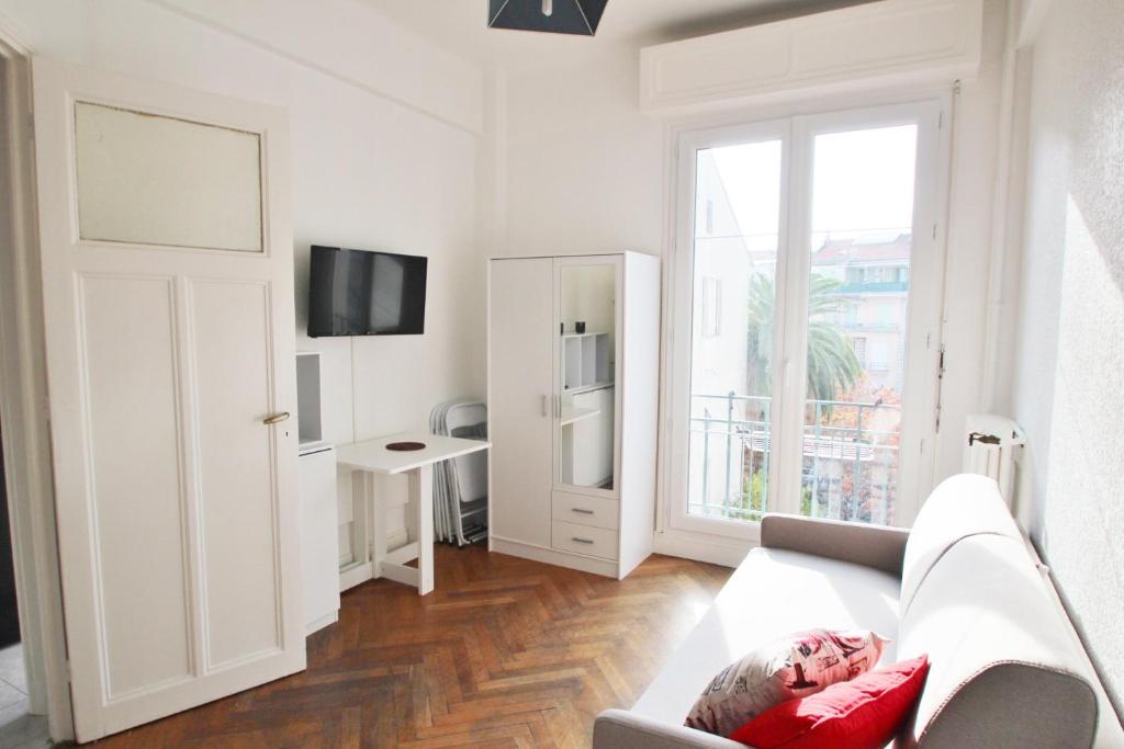 Gallery image of Apartment Escurial 4 PAX WIFI FERRANDO in Nice