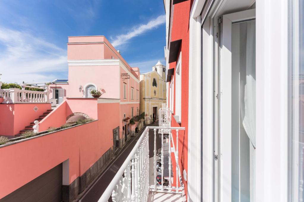 Rõdu või terrass majutusasutuses Il Corallo Residence