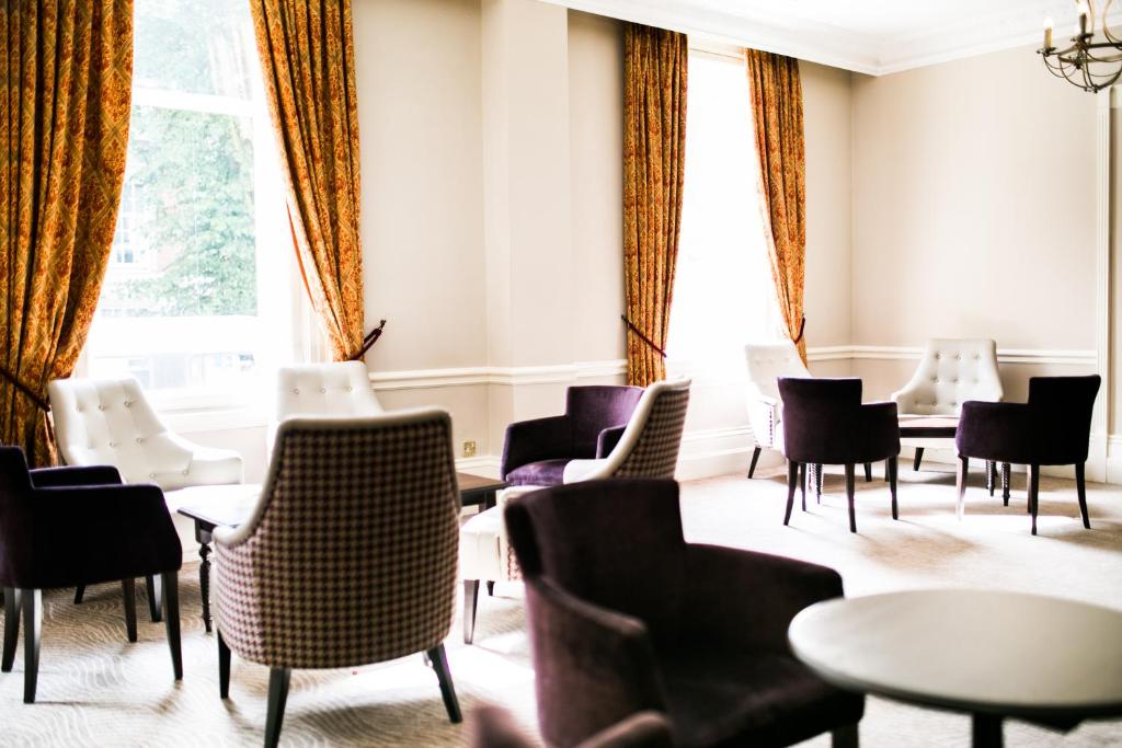 The Angel Hotel - Resim 10