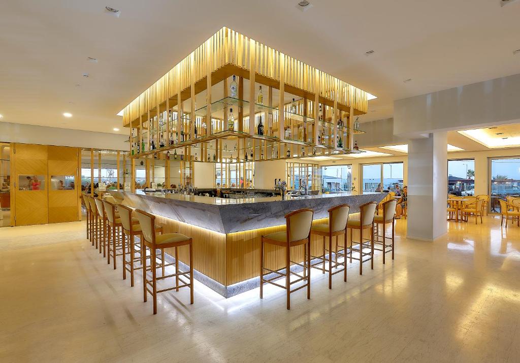 Restaurace v ubytování Astir Beach Hotel