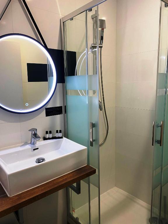 Hôtel Clairefontaine - Resim 26