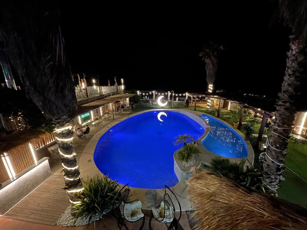 
Vista sulla piscina di RITUAL SUNSET LOVER o su una piscina nei dintorni
