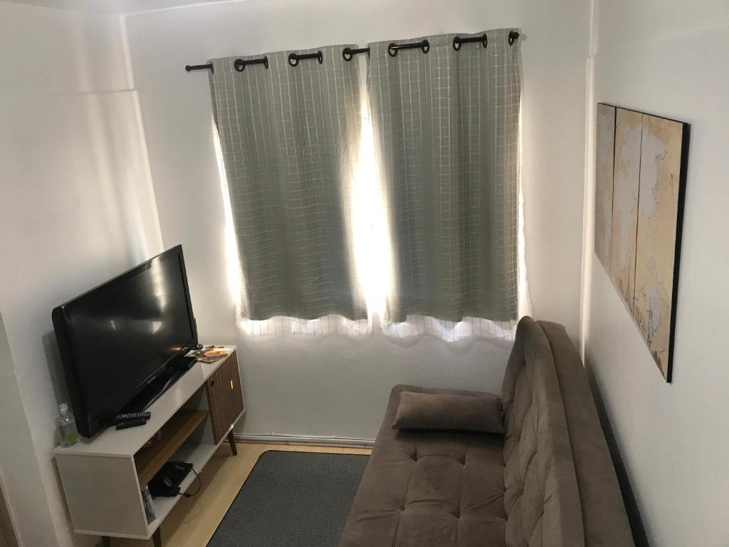  Apartamento completo - Home Office com Wifi - 12º andar - Centro Curitiba