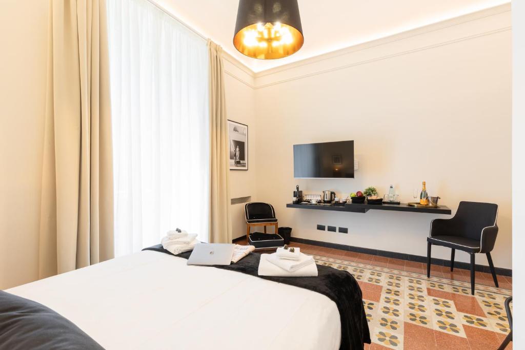 Foresteria di Piazza Cavour - Luxury Suites & Guest House - Deluxe Tweepersoonskamer Met Balkon