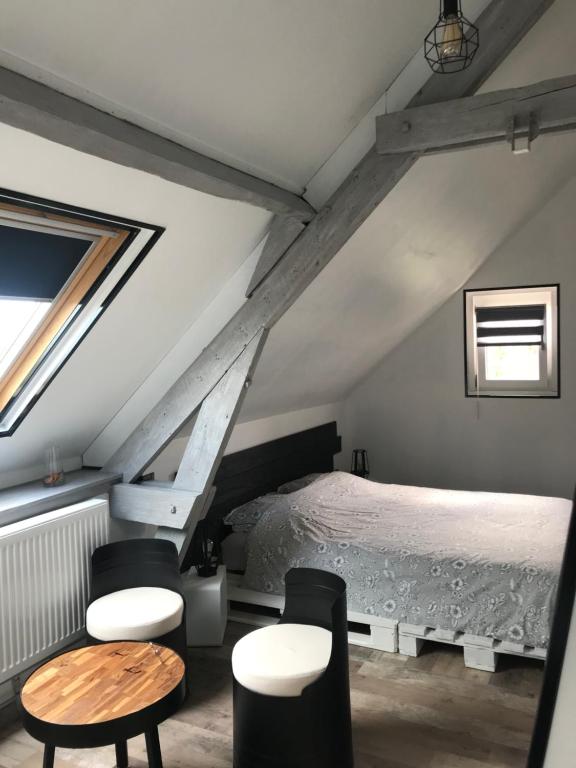 Postel nebo postele na pokoji v ubytování Chambre d'hôtes "COQUELICOT"