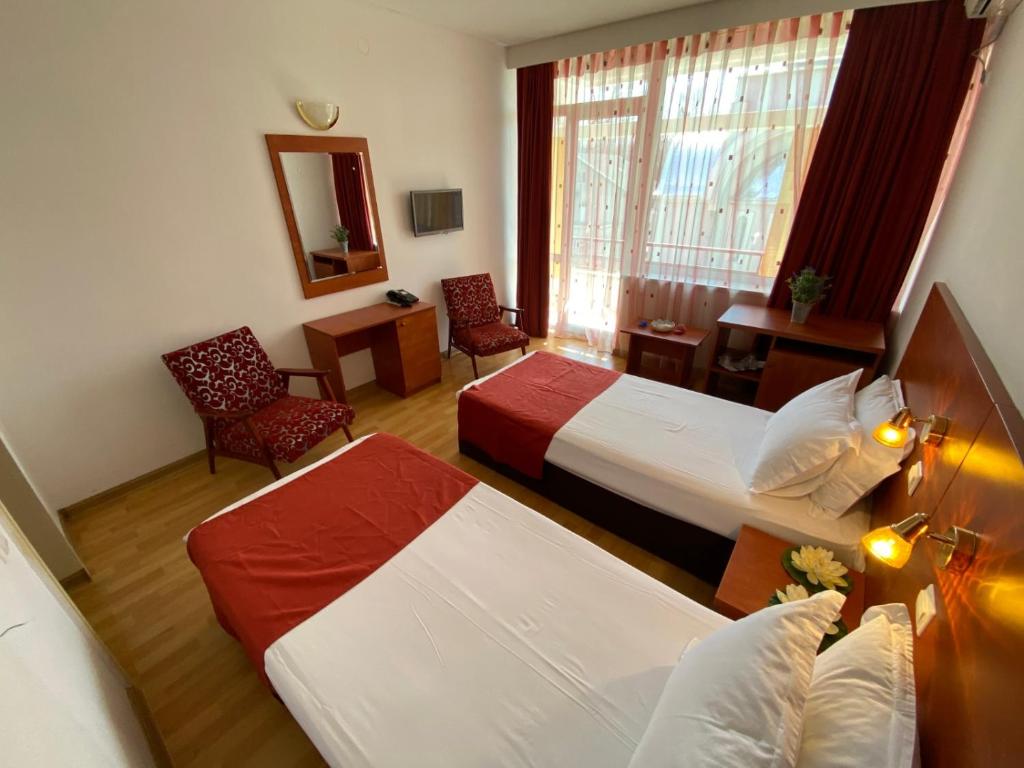 Hotel Tomis Neptun - Salle Jumelle Avec Balcon