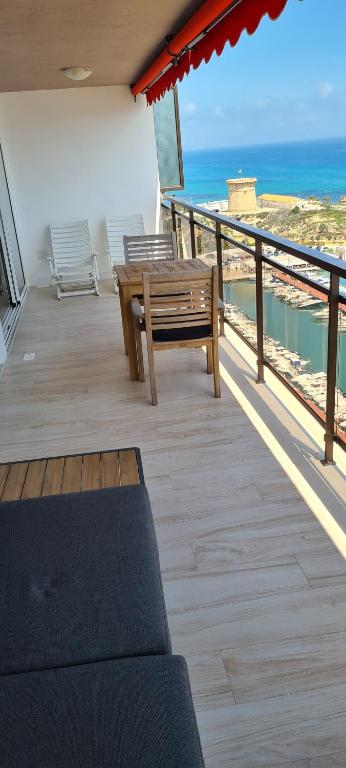 Nespecifikovaný výhled na moře nebo výhled na moře při pohledu z apartmánu