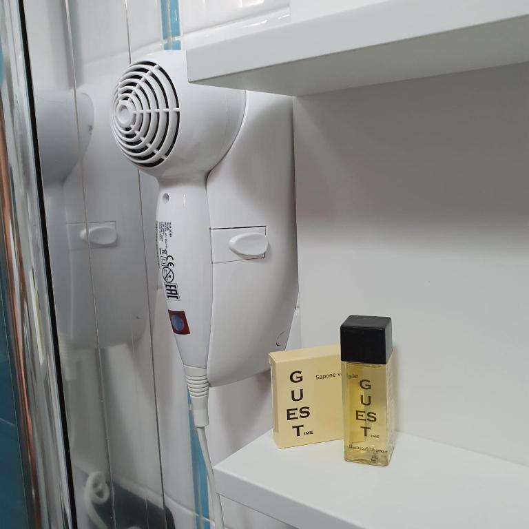 Vittoria Guest House Salerno - 12