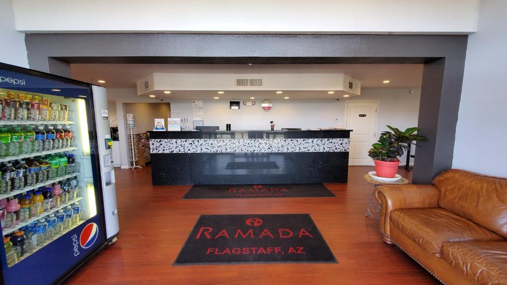 Certifikát, hodnocení, plakát nebo jiný dokument vystavený v ubytování Ramada by Wyndham Flagstaff East