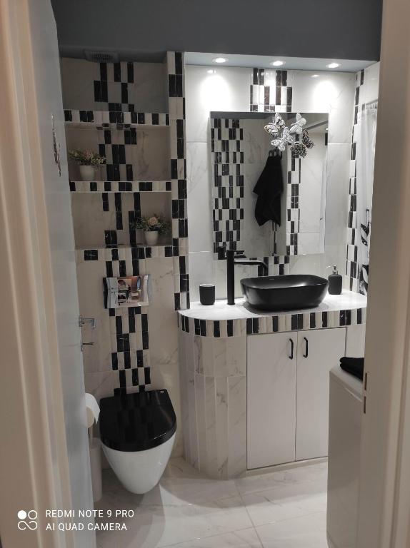Koupelna v ubytování AktYs Elegant Studio, Athens