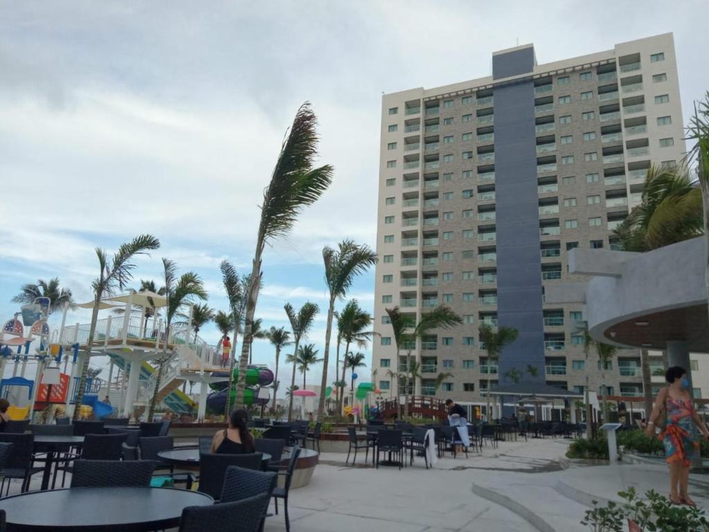  SALINAS EXCLUSIVE RESORT