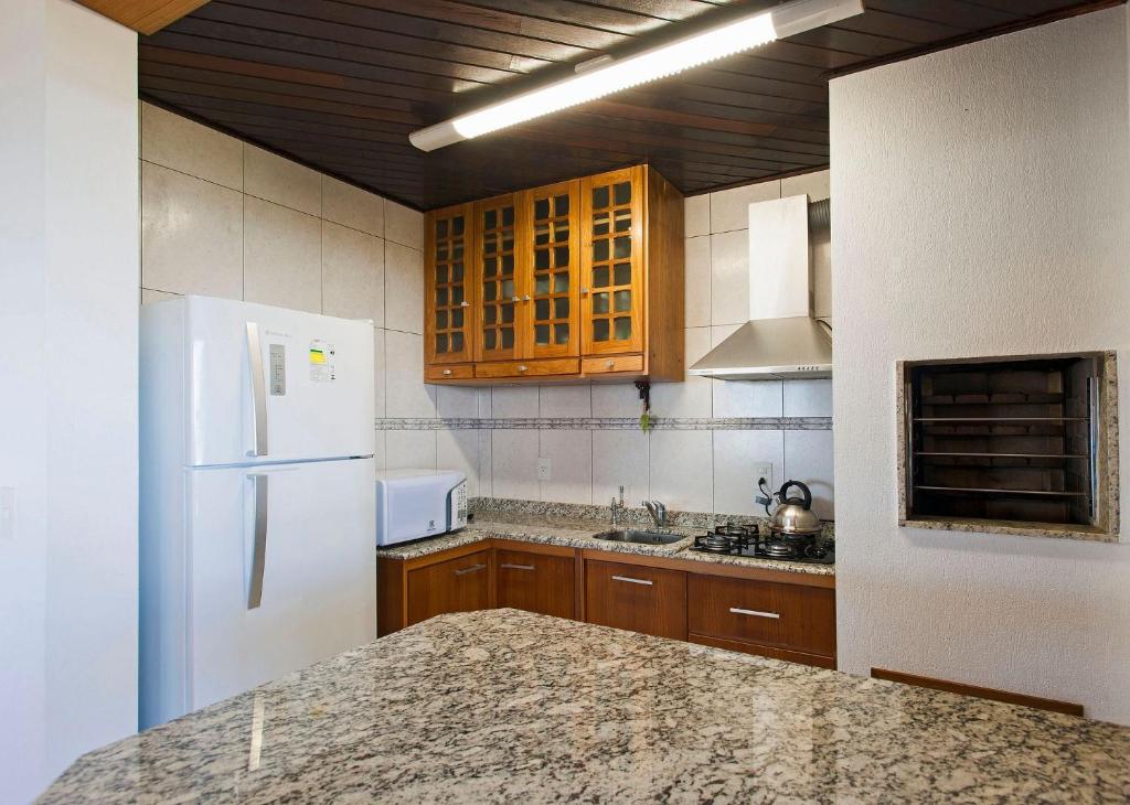  VISTA DESLUMBRANTE PARA O VALE EM APARTAMENTO NO CENTRO DE CANELA - Quinta da Serra