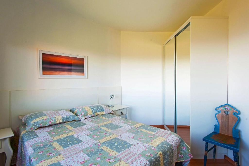  VISTA DESLUMBRANTE PARA O VALE EM APARTAMENTO NO CENTRO DE CANELA - Quinta da Serra