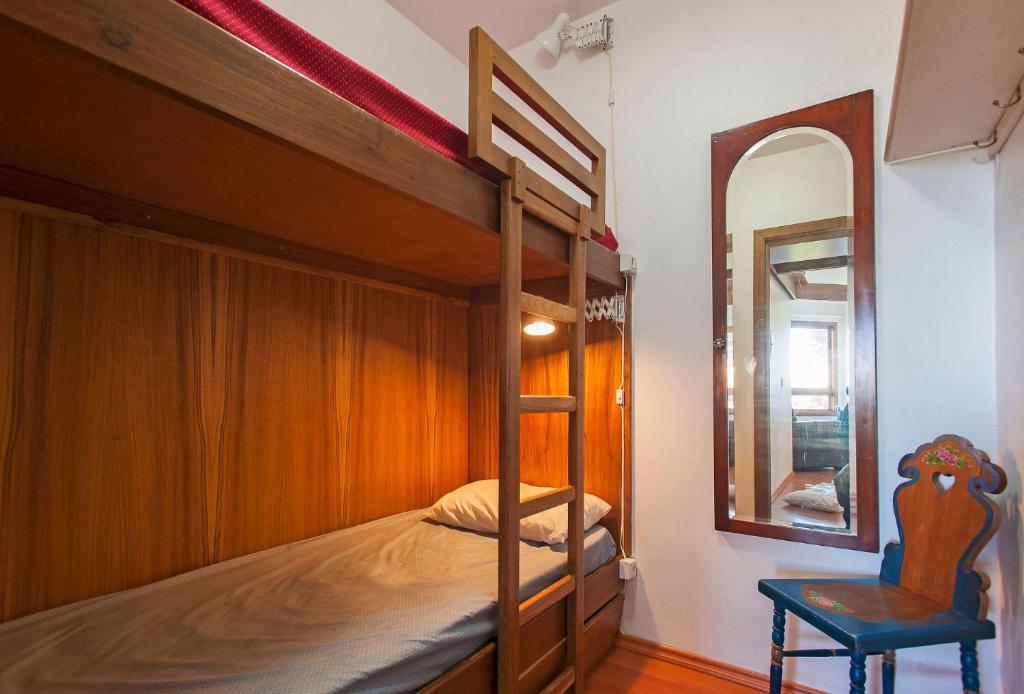  VISTA DESLUMBRANTE PARA O VALE EM APARTAMENTO NO CENTRO DE CANELA - Quinta da Serra