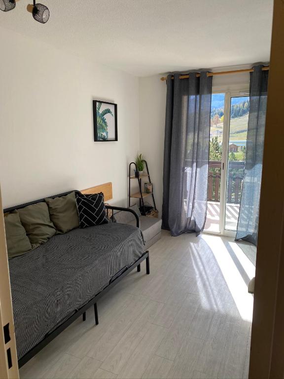 Photo de la galerie de l'établissement Appartement T2 au pied des pistes à Superdevoluy, à Saint-Étienne-en-Dévoluy