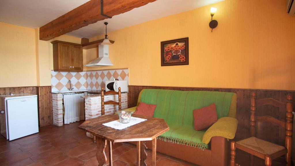 Kuchyň nebo kuchyňský kout v ubytování Casa Rural Santa Elena