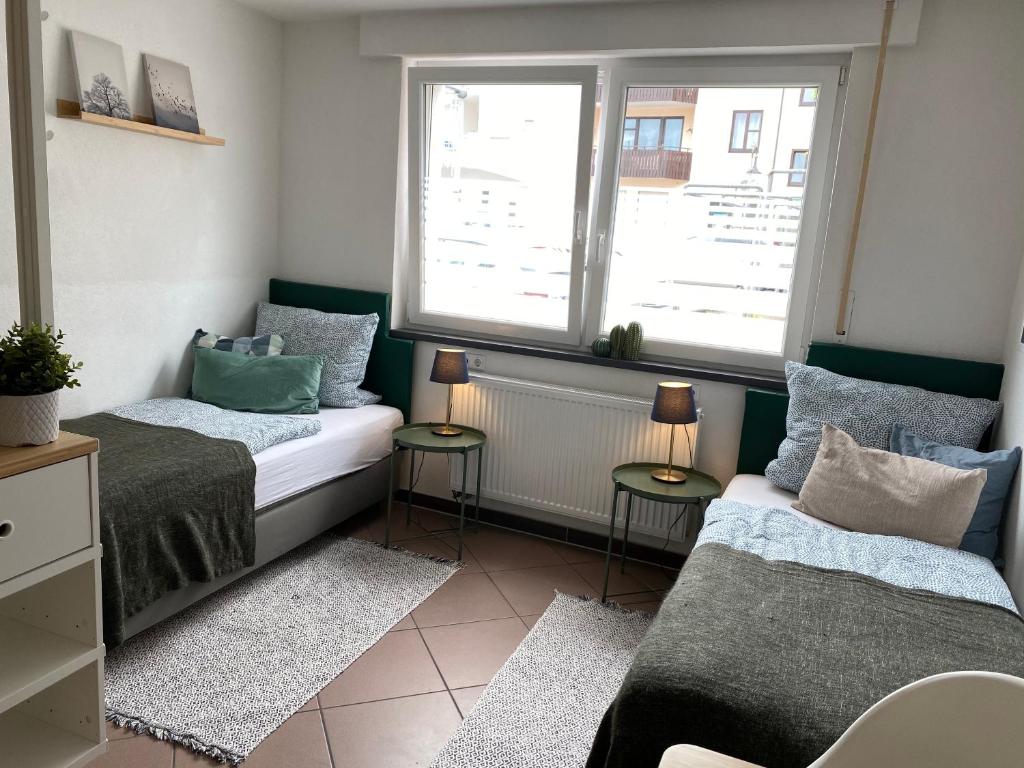 Sali Homes - GaesteHaus Lamm Obersulm - Estudio