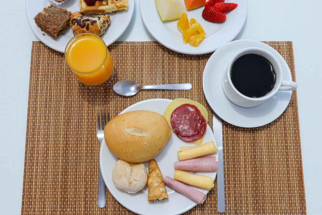 Pousada Tia Eni  Pousada Tia Eni