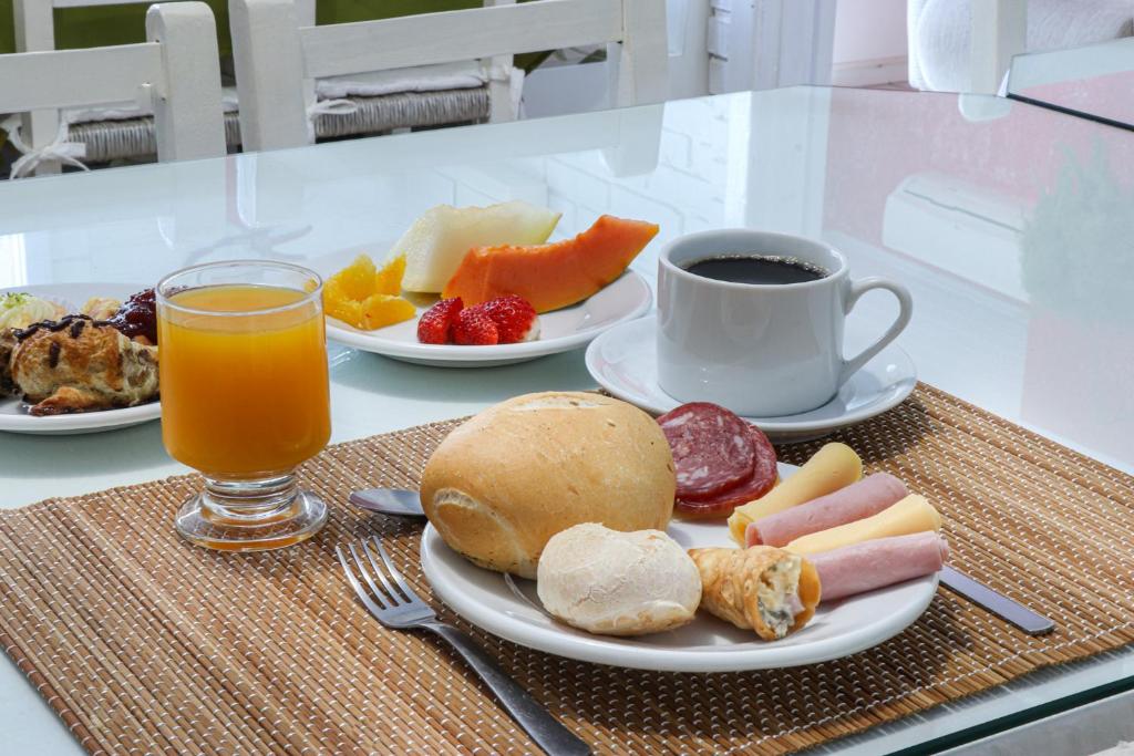 Pousada Tia Eni  Pousada Tia Eni