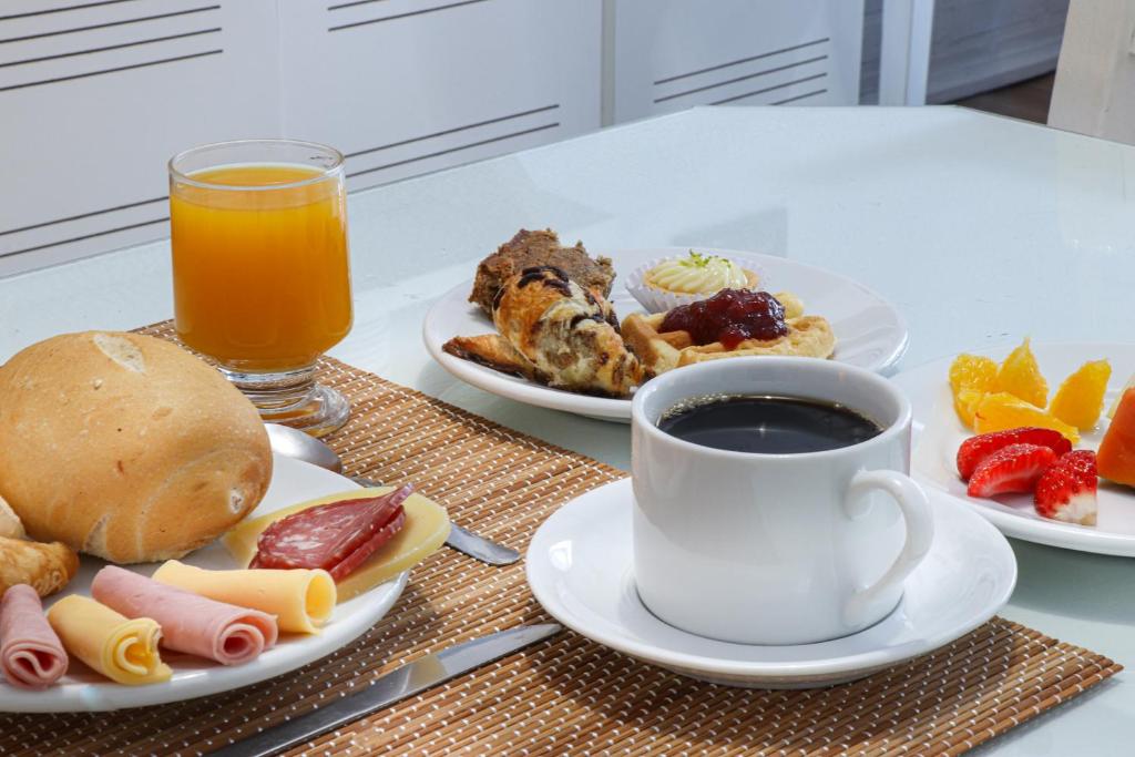 Pousada Tia Eni  Pousada Tia Eni