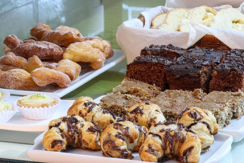 Pousada Tia Eni  Pousada Tia Eni