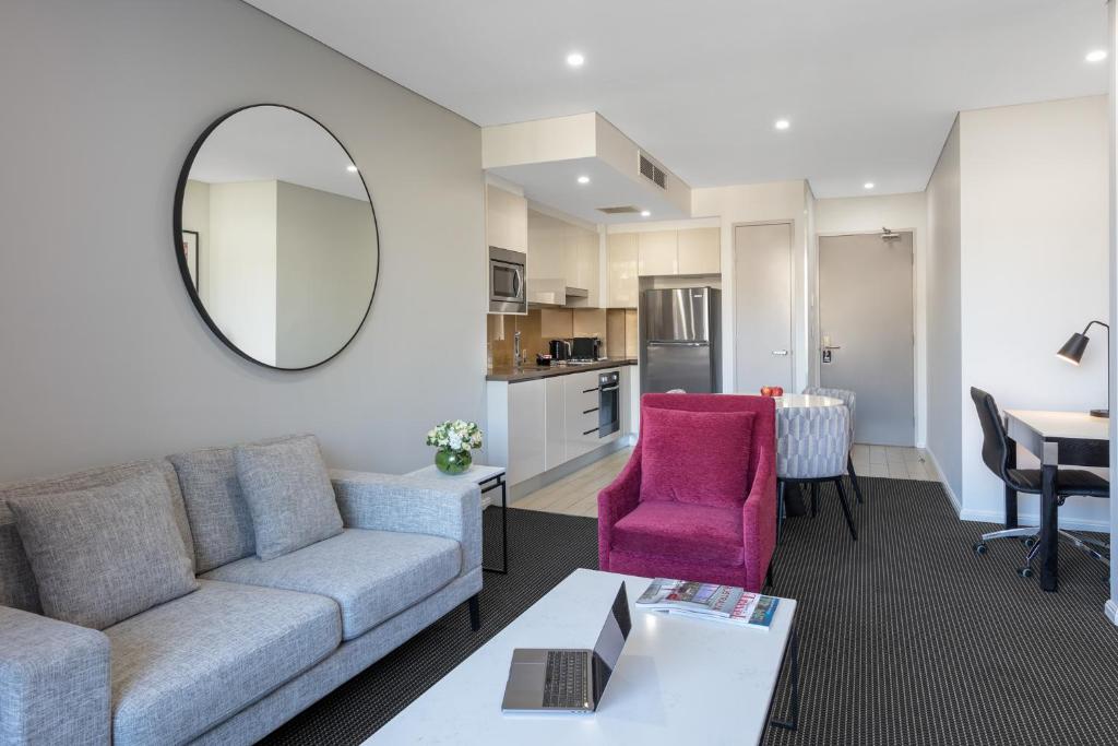 Meriton Suites North Ryde - Resim 26