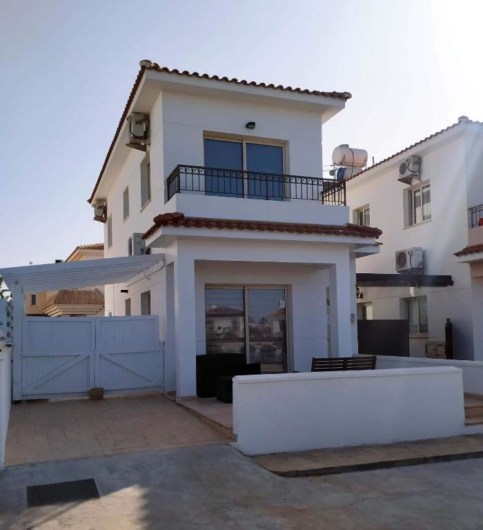 Paralimni Кипр