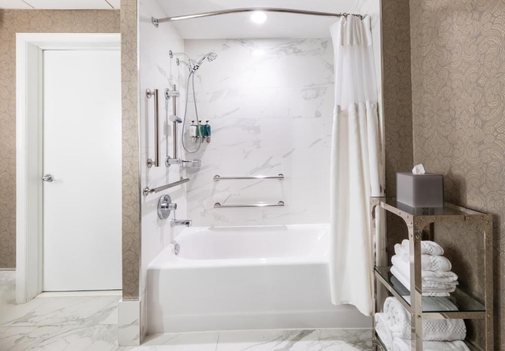 The Churchill Hotel Near Embassy Row - 