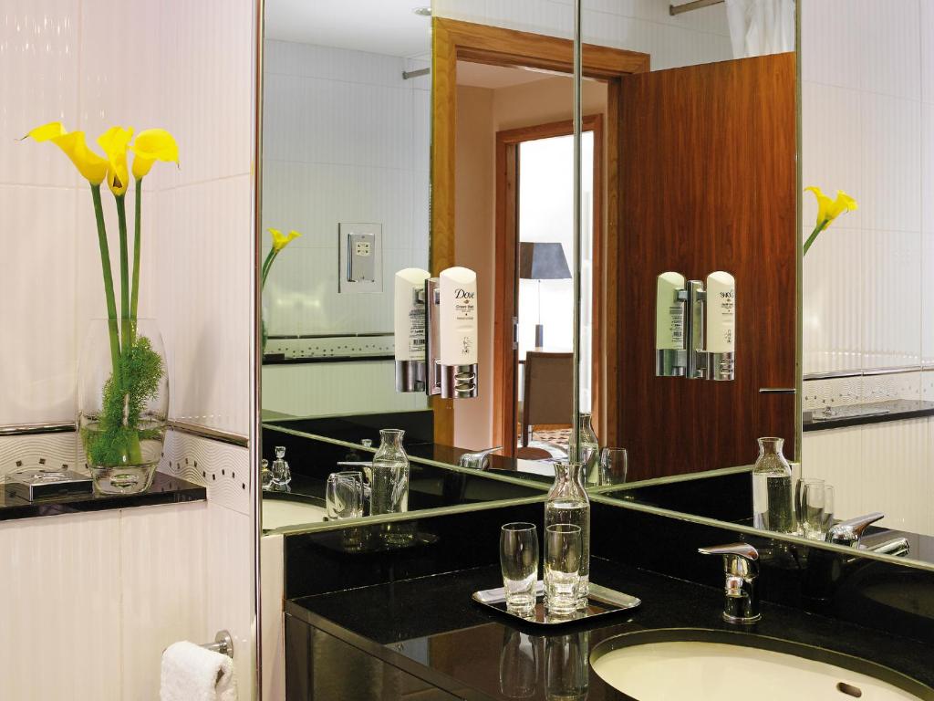 The Connacht Hotel - Resim 42