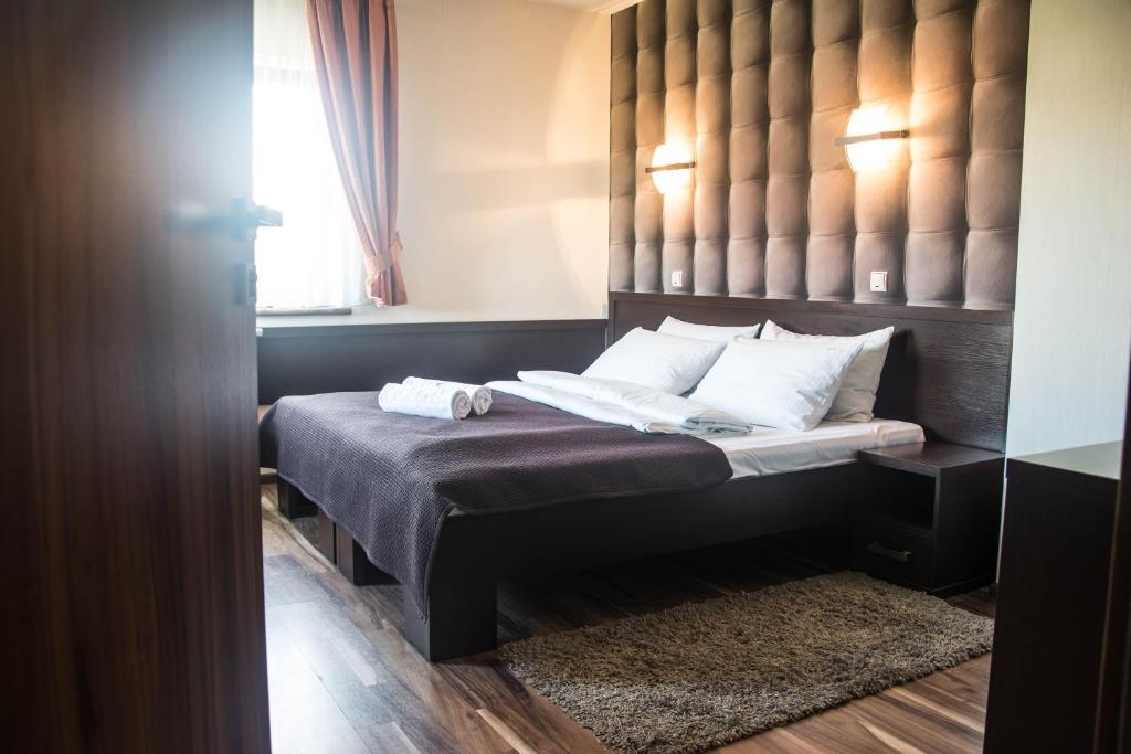 Hotel Mieszko - Resim 29