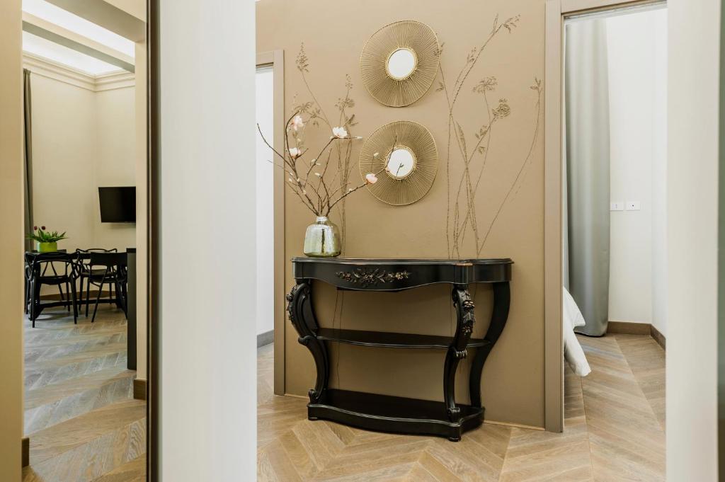 A seating area at Ferrini Home - Etnea Portrait
