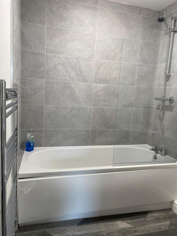2 Bed Apartment