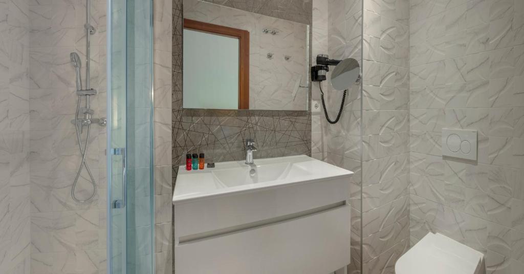SH Suite Palace, Valencia – Updated 2023 Prices