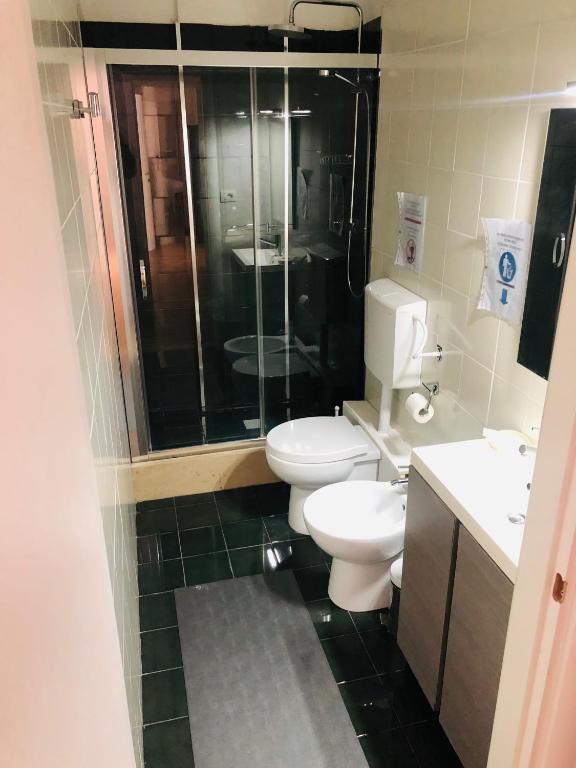 Koupelna v ubytování B&B Degli Artisti Suite