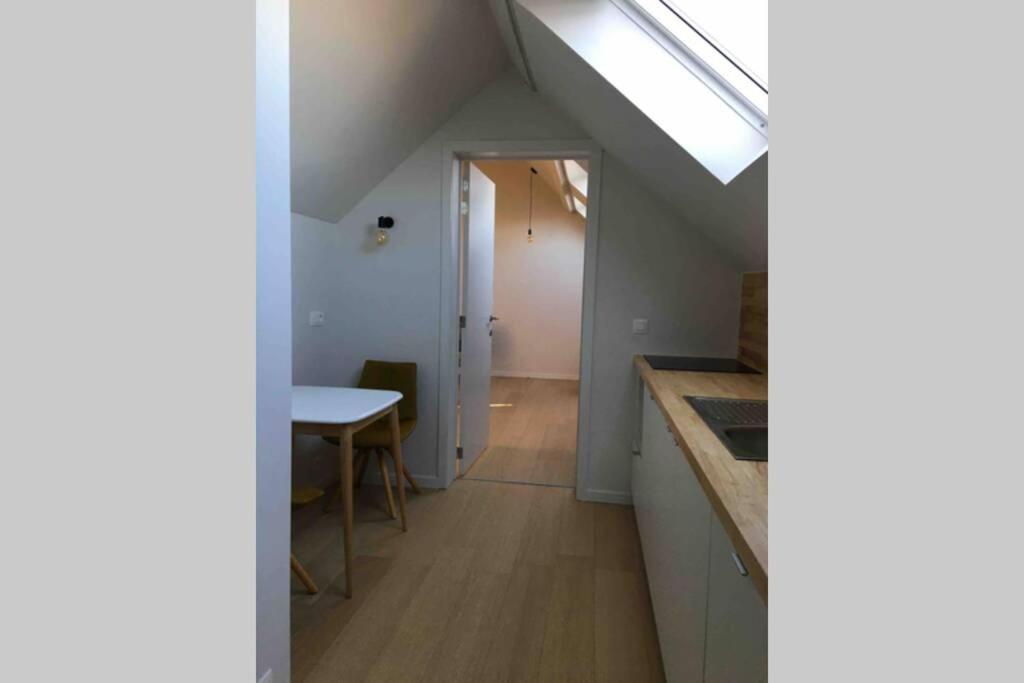Fotografie z fotogalerie ubytování StudiO2 Ename, dakappartement in Vlaamse Ardennen v destinaci Oudenaarde