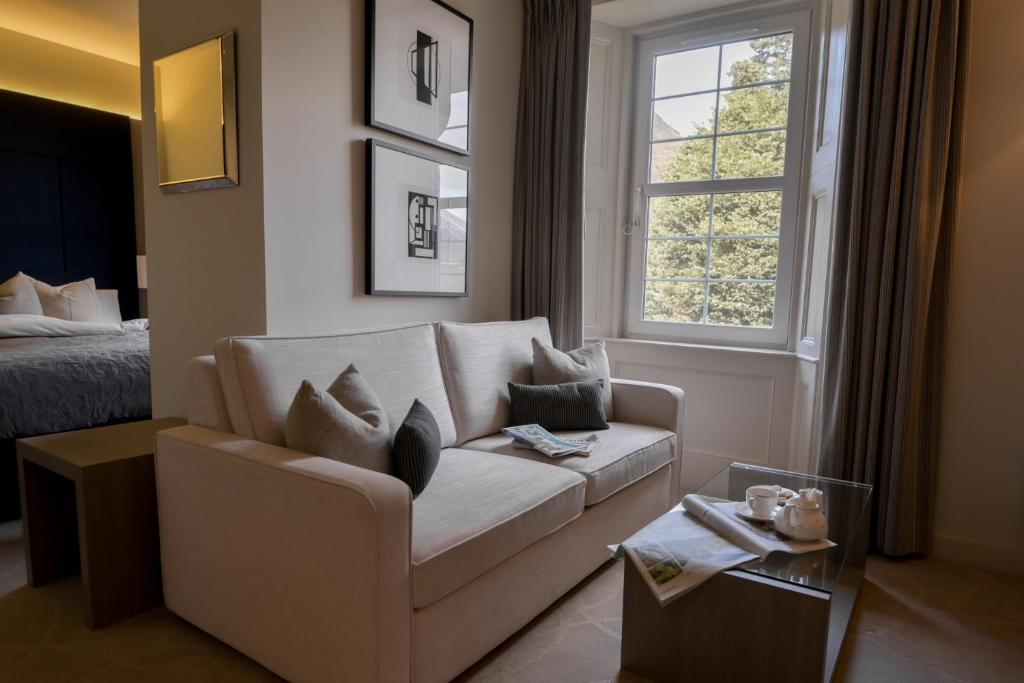 Dunalastair Hotel Suites - 