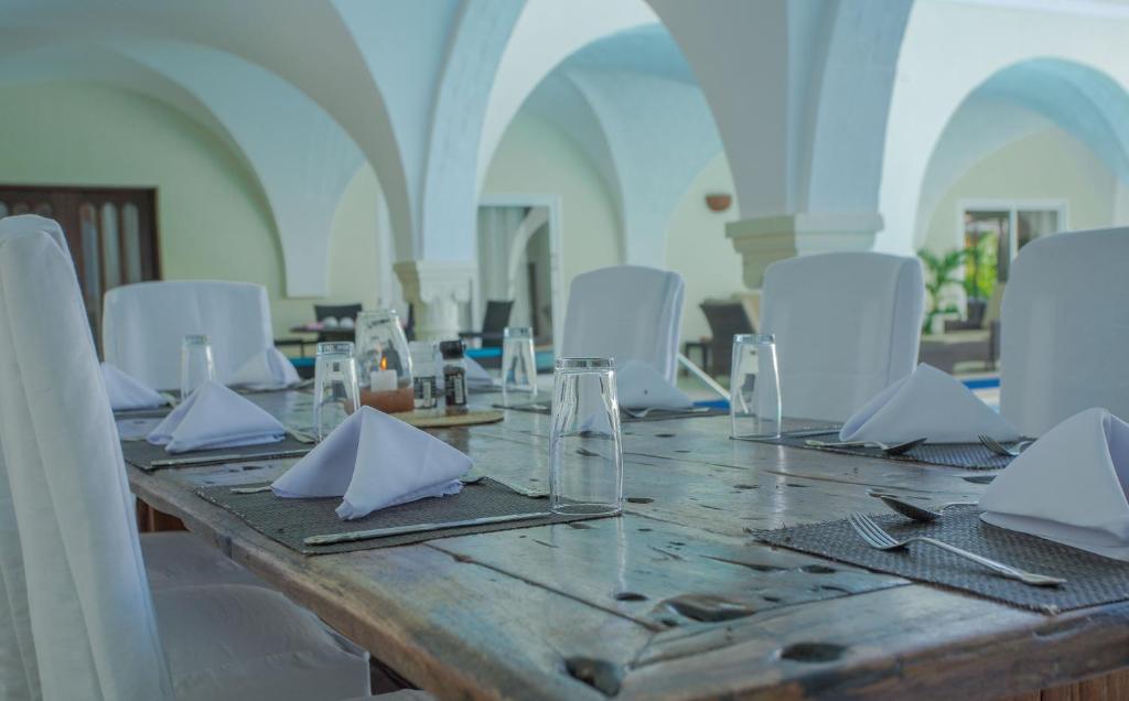 Restaurace v ubytování Mzima Beach Residences - Diani Beach