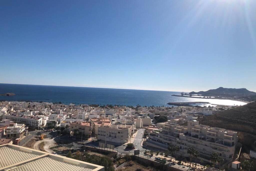 Fotografie z fotogalerie ubytování Apartamento con Piscina, Garaje y vistas al mar v destinaci Carboneras