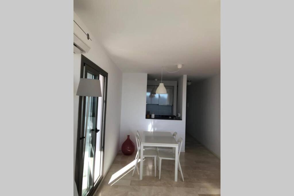 Fotografia z galérie ubytovania Apartamento con Piscina, Garaje y vistas al mar v destinácii Carboneras