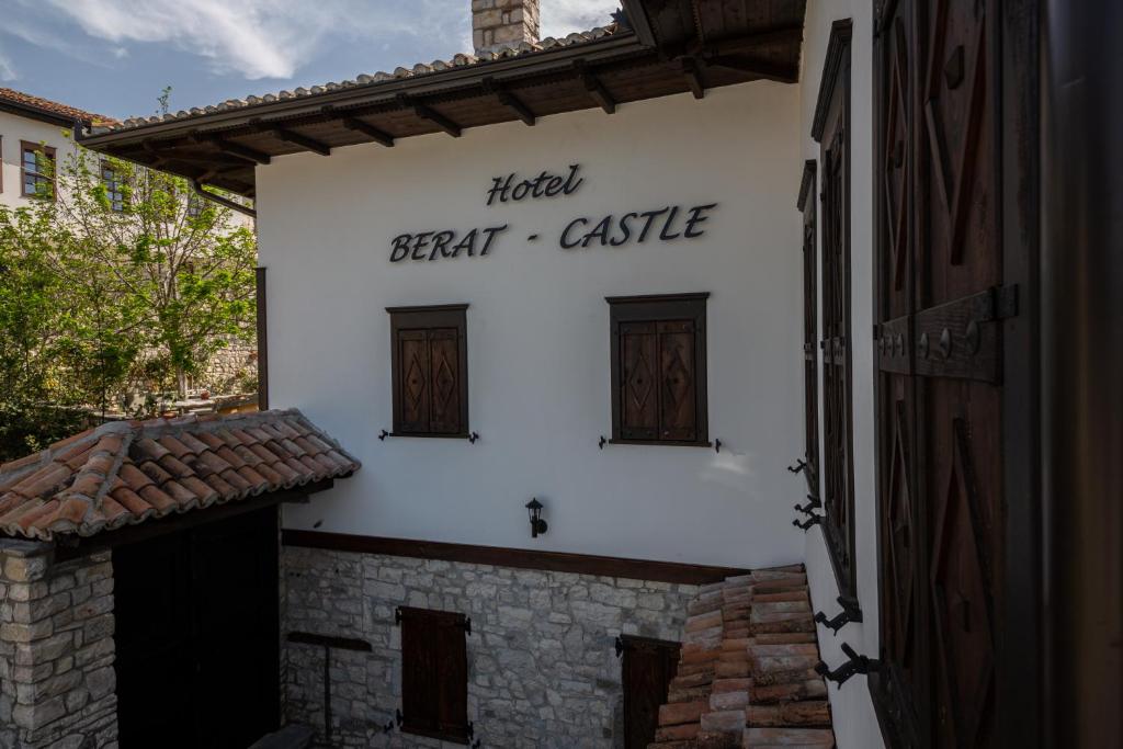 培拉特Berati Castle Hotel的相册照片