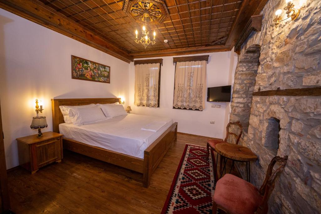 Berati Castle Hotel - Image 13
