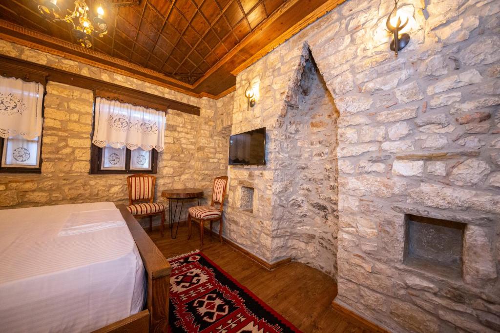 Berati Castle Hotel - Image 5