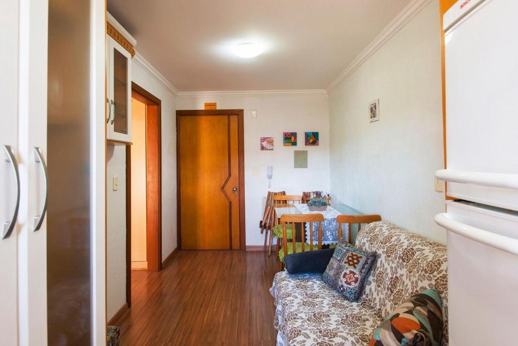  CENTRO DE CANELA APARTAMENTO PARA ATÉ 4 PESSOAS - Portinari