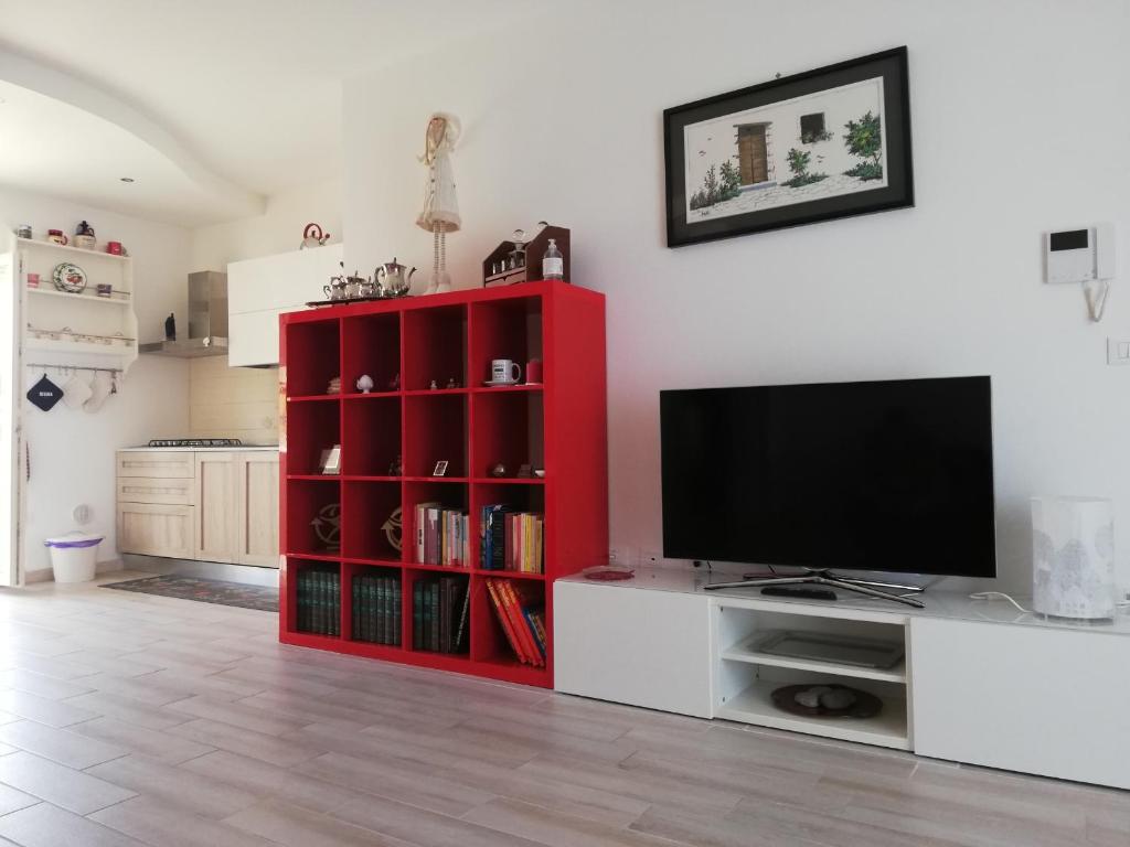 VIRGINIA HOUSE - Two-Bedroom Apartment