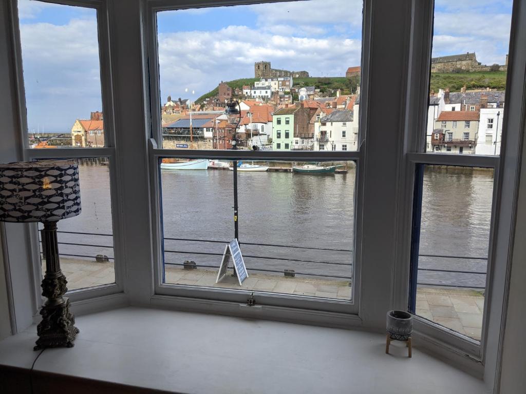 Whitby Harbour Side Apartment