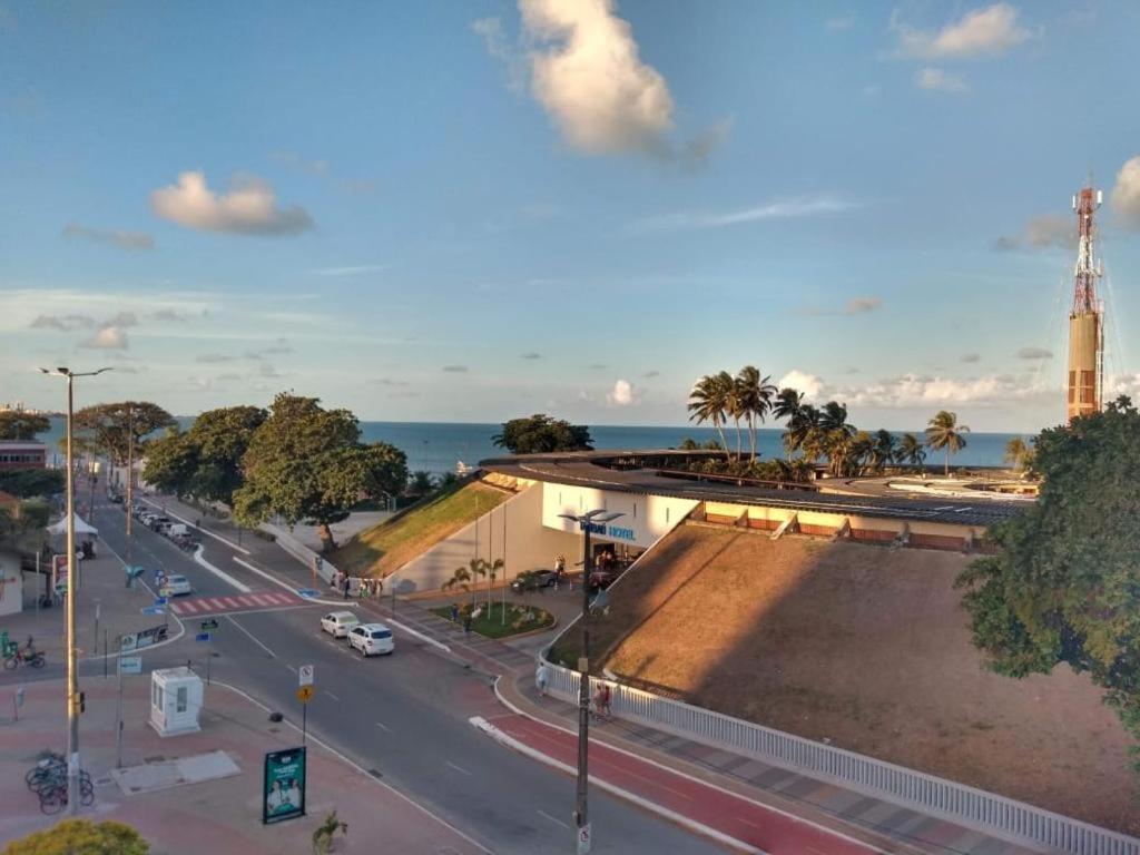  FLAT BEIRA MAR. TAMBAÚ
