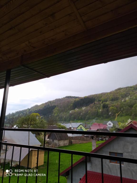 Nespecifikovaný výhled na hory nebo výhled na hory při pohledu z apartmánu