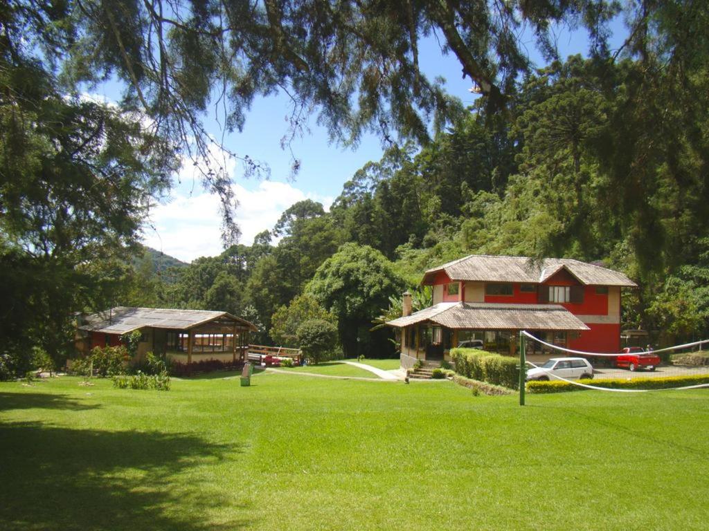  Um Lugar de Mato Verde