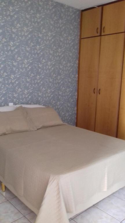  Apartamento inteiro 1 dormitório mobiliado