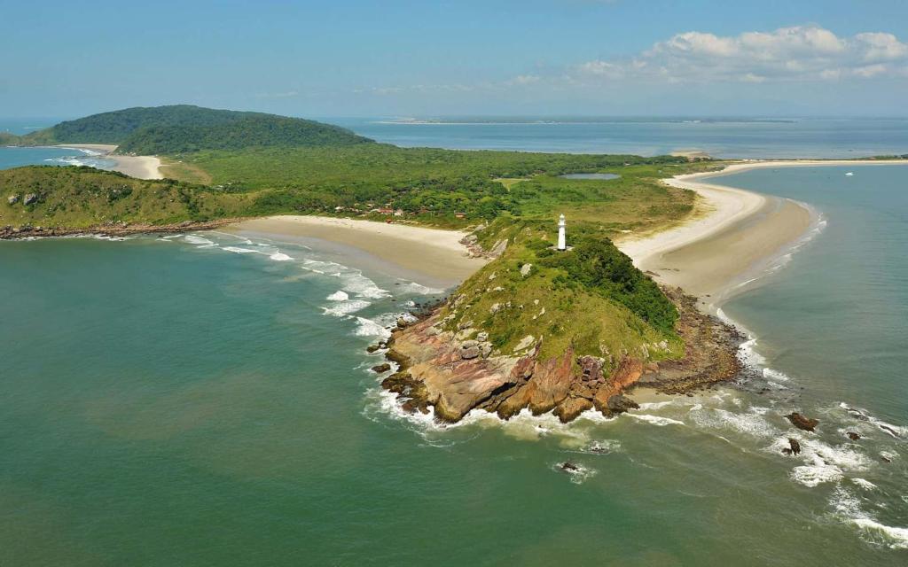 Ilha do Mel Pousadas e Casas Na Praia de Nova Brasília